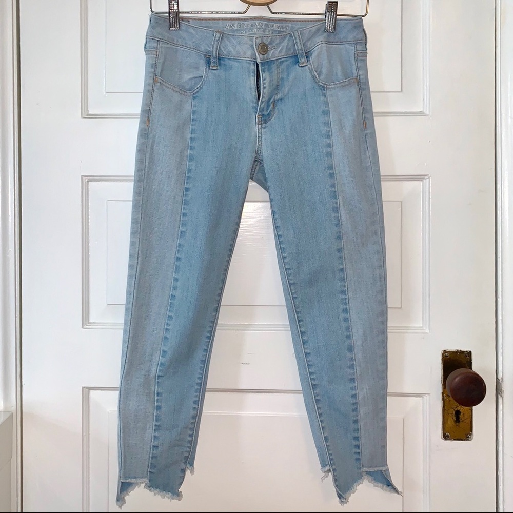 American Eagle Two Tone Jean Crop 4 Short EUC